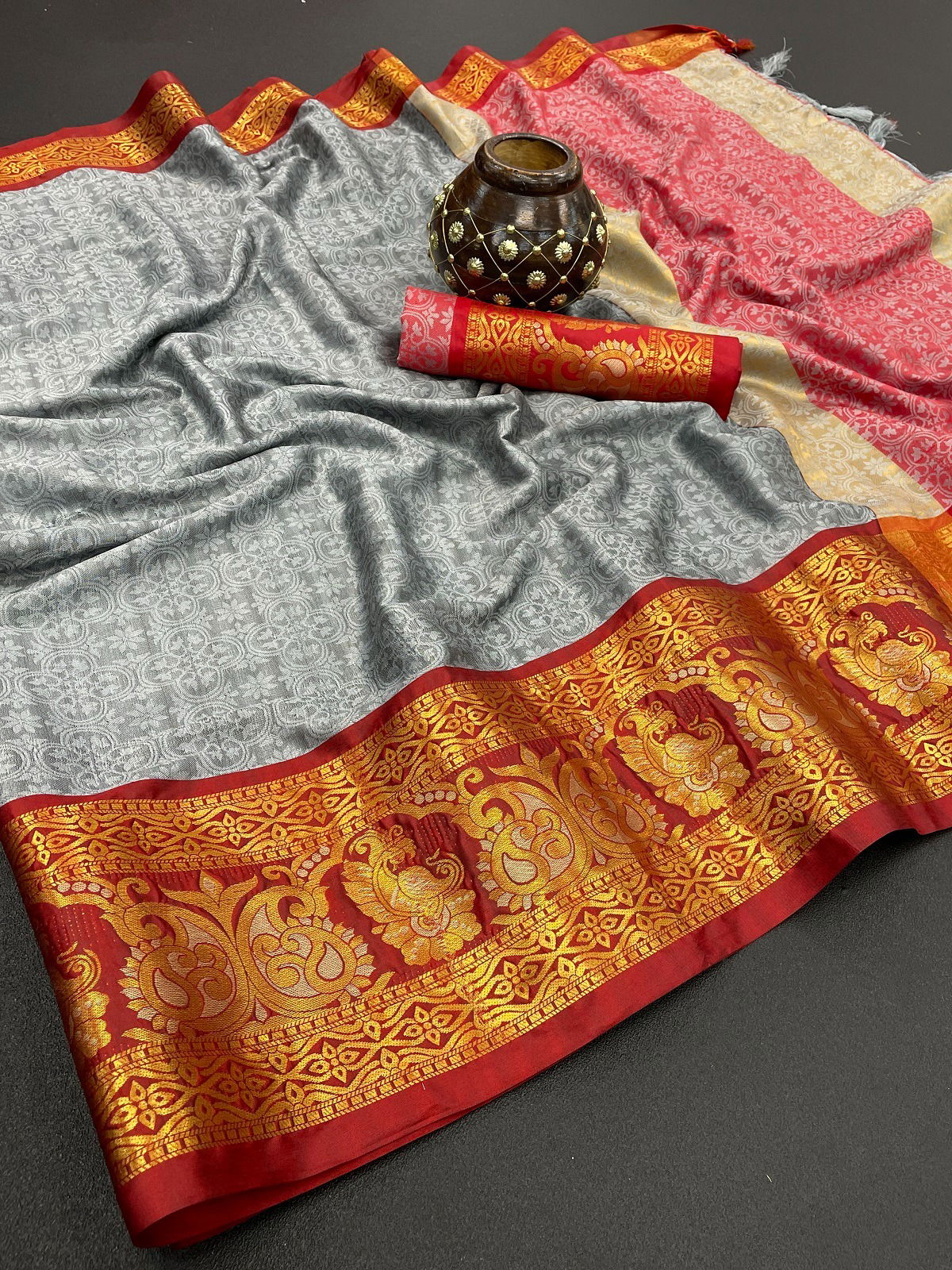 Aab Varuni Designer Non Catalog Sarees
